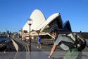 Sydney Opera mit Biker
